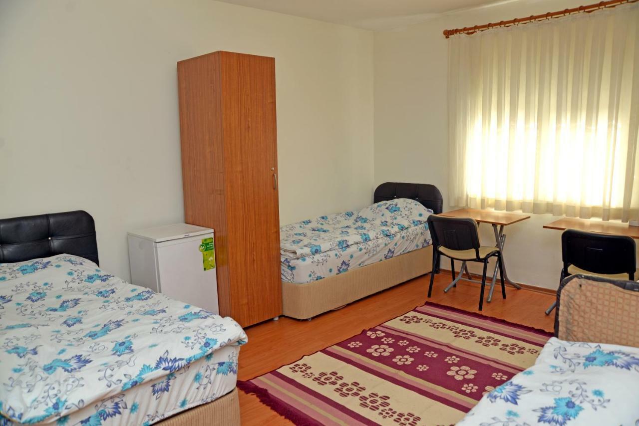 Vatan Yurt Hostel Istanbul Eksteriør billede