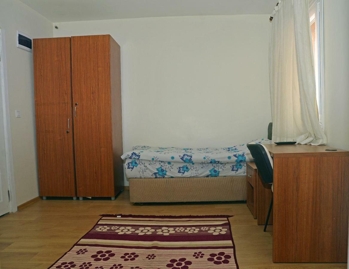 Vatan Yurt Hostel Istanbul Eksteriør billede